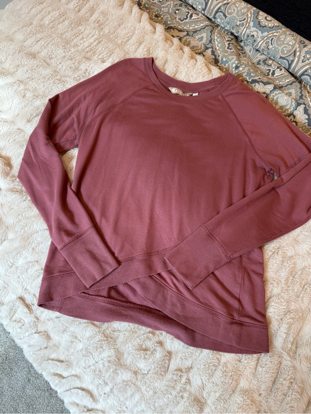 Athleta Knit Crew in Mauve